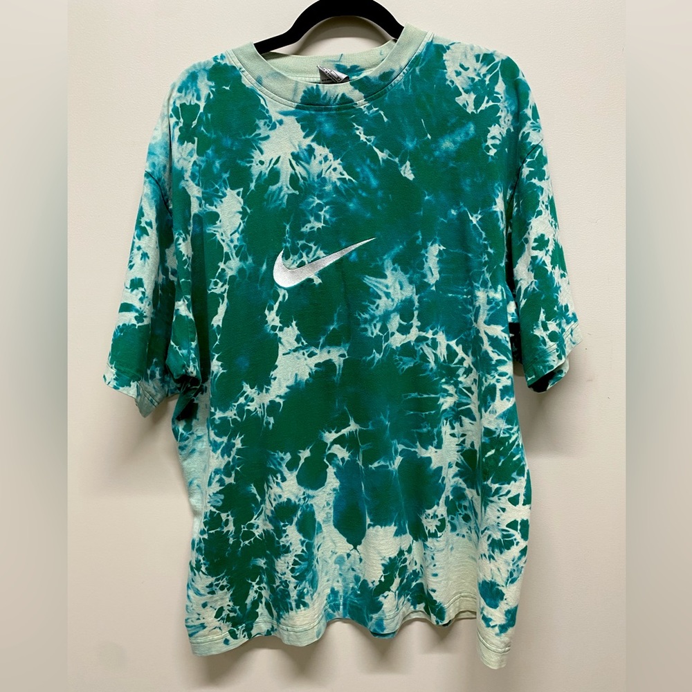 Mens Nike Tye-Dye, size L, green/white